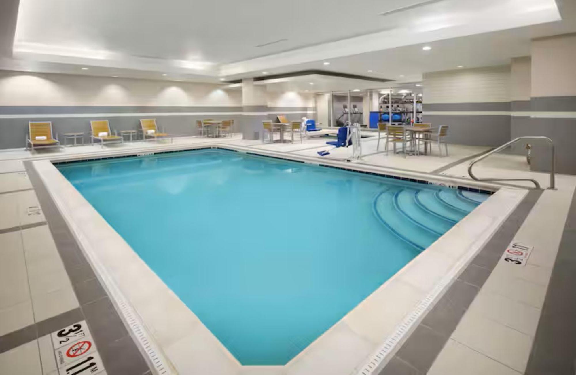 Hampton Inn & Suites Denver Downtown Convention Center Dış mekan fotoğraf