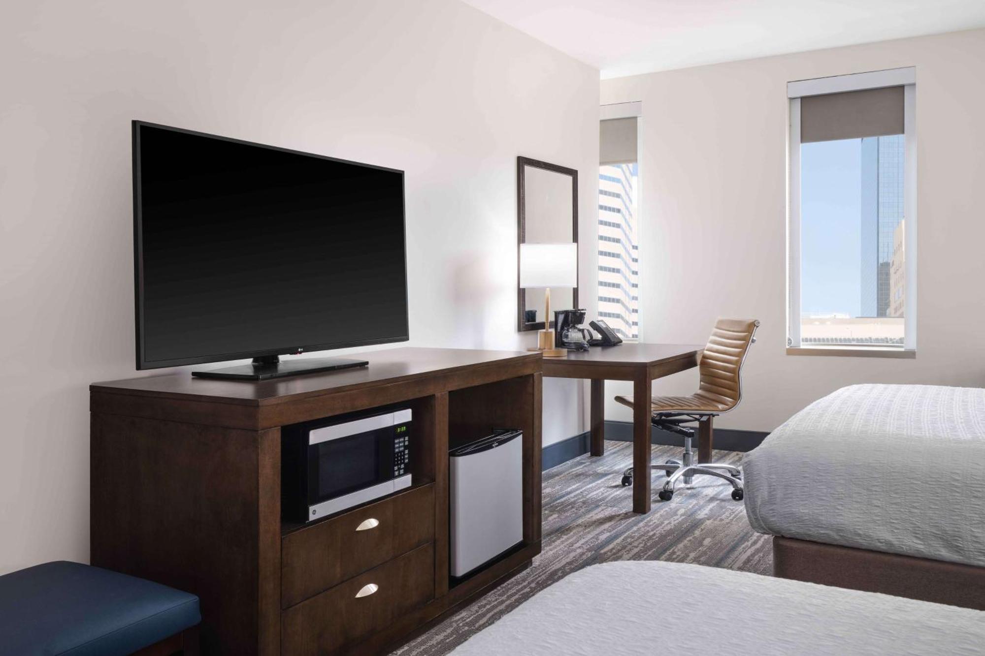 Hampton Inn & Suites Denver Downtown Convention Center Dış mekan fotoğraf